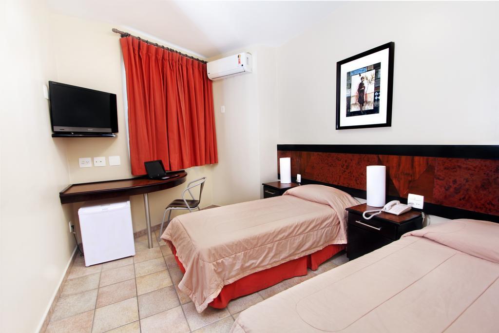 Hotel Dom Henrique Timóteo Εξωτερικό φωτογραφία