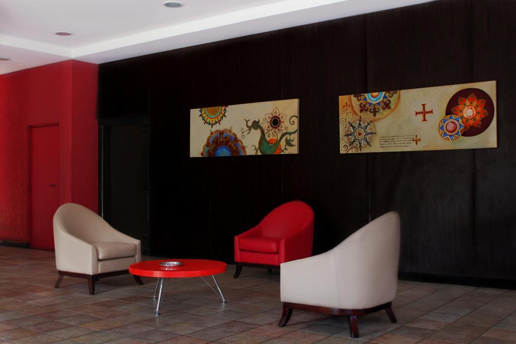 Hotel Dom Henrique Timóteo Εξωτερικό φωτογραφία