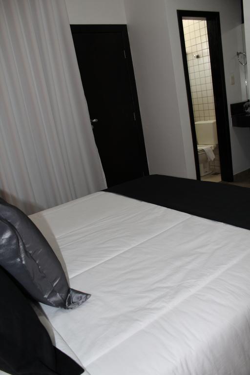 Hotel Dom Henrique Timóteo Εξωτερικό φωτογραφία