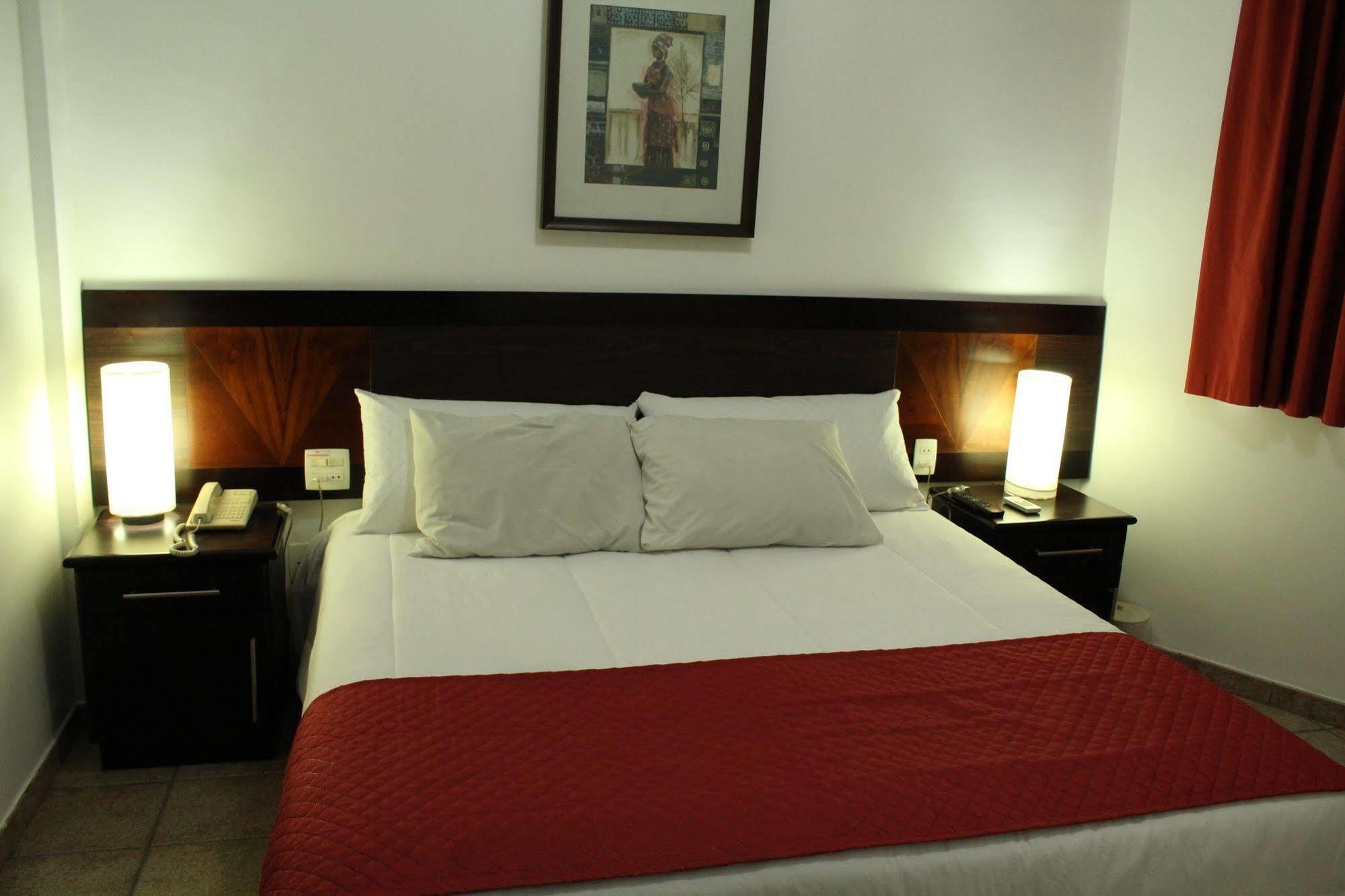 Hotel Dom Henrique Timóteo Εξωτερικό φωτογραφία